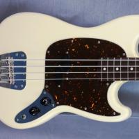 Fender mustang bass mb98 70sd short scale 2013 white japan import 8 