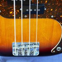 Fender precision bass 4525174