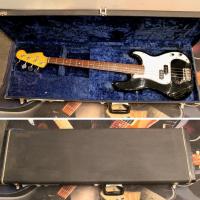 Fender precision bass pb 62 black 1984 jv import japan 23 