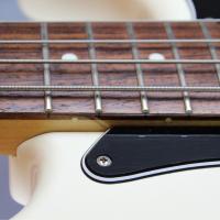 Fender precision bass pb 70 us wh 2012 japan 16 