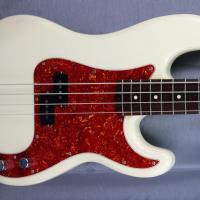 Pb62wh fender japan 21 